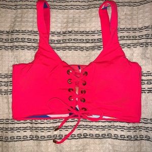 NWOT Maaji 4-way Bikini Top